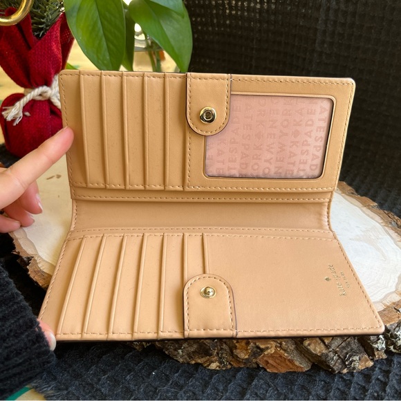 Kate Spade Eva large slim bifold wallet - Picture 4 of 9